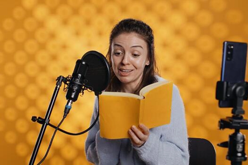Audio Book Service by Oliver Publisher